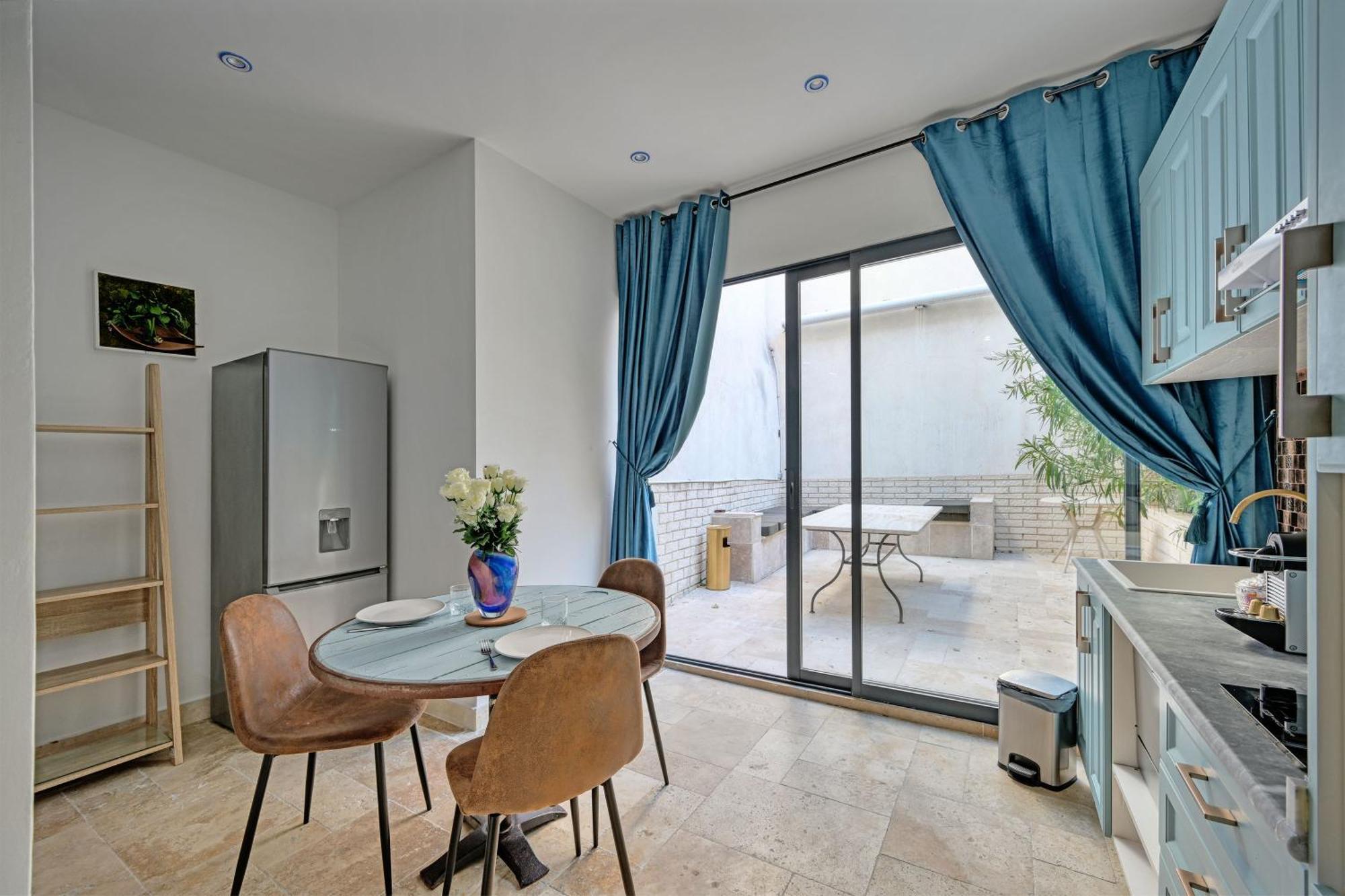 Appartamento Le 185 - Charme Et Tranquillite Au Coeur D'Avignone Esterno foto